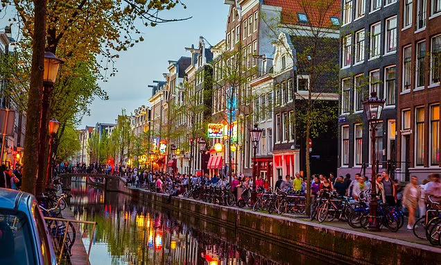 Amsterdam bans construction of new hotels as a way to fight overtourism