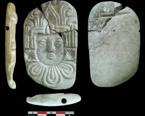 Discovery in Maya pyramid reveals dramatic dynasty collapse, archaeologists say