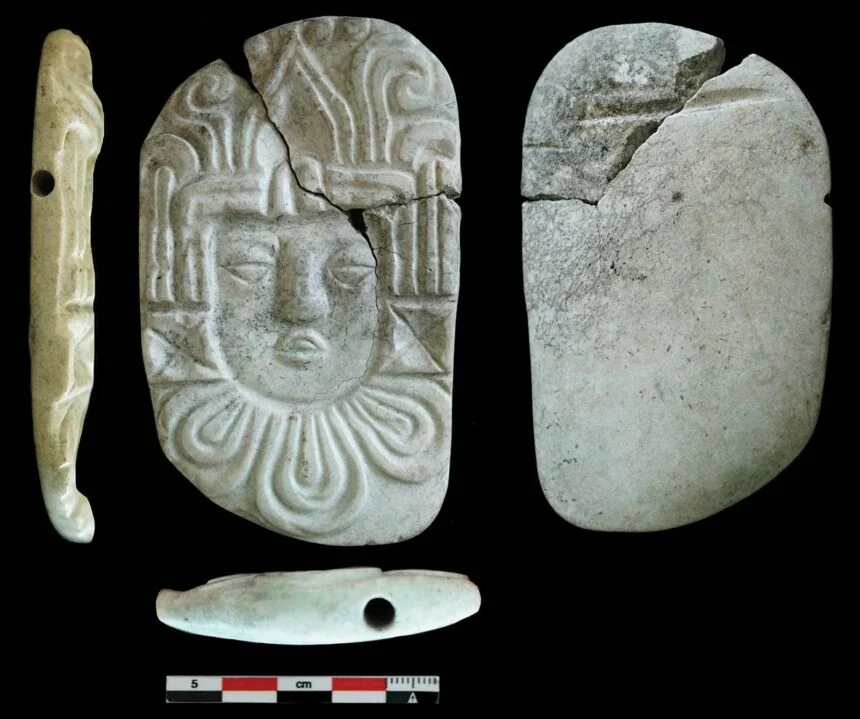 Discovery in Maya pyramid reveals dramatic dynasty collapse, archaeologists say