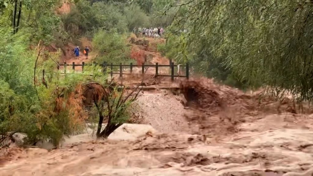 grand-canyon-flooding