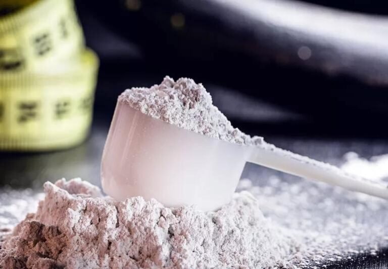 Creatine Gummies vs Powder: Which is Right for You?