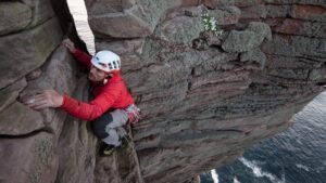 How blind climber Jesse Dufton scaled a 500-foot monolith