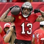 Tampa Bay Buccaneers wide receiver Mike Evans makes NFL history, helps lead team to playoff berth