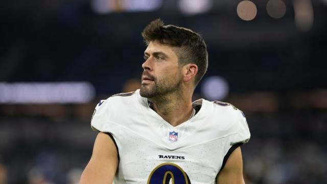 7 more massage therapists accuse NFL kicker Justin Tucker of inappropriate sexual behavior, bringing total to 16, report says