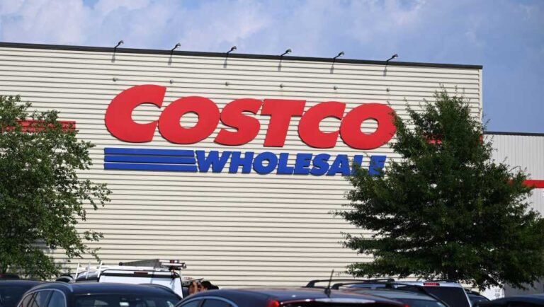 Costco and Teamsters reach a tentative deal to avert a strike